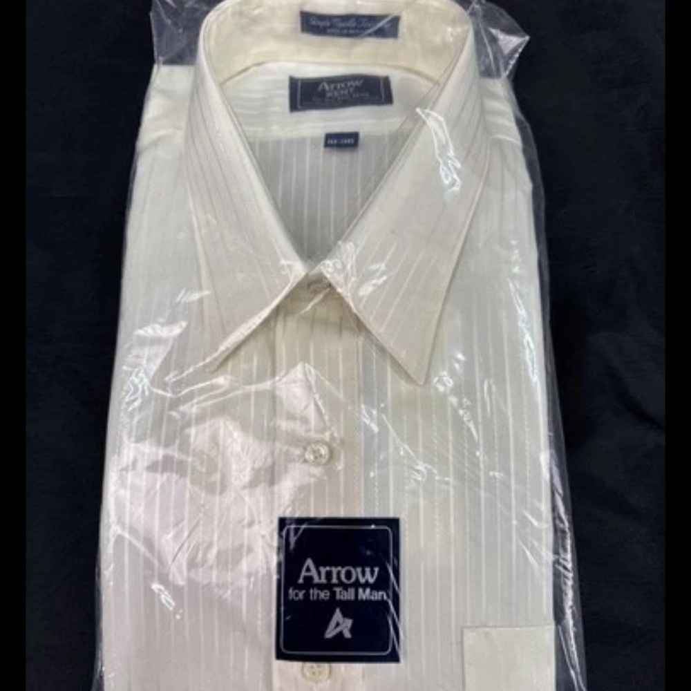 Vintage Arrow Kent Men’s 18-36 Tall Men’s Cream With Stripes Button Down Shirt